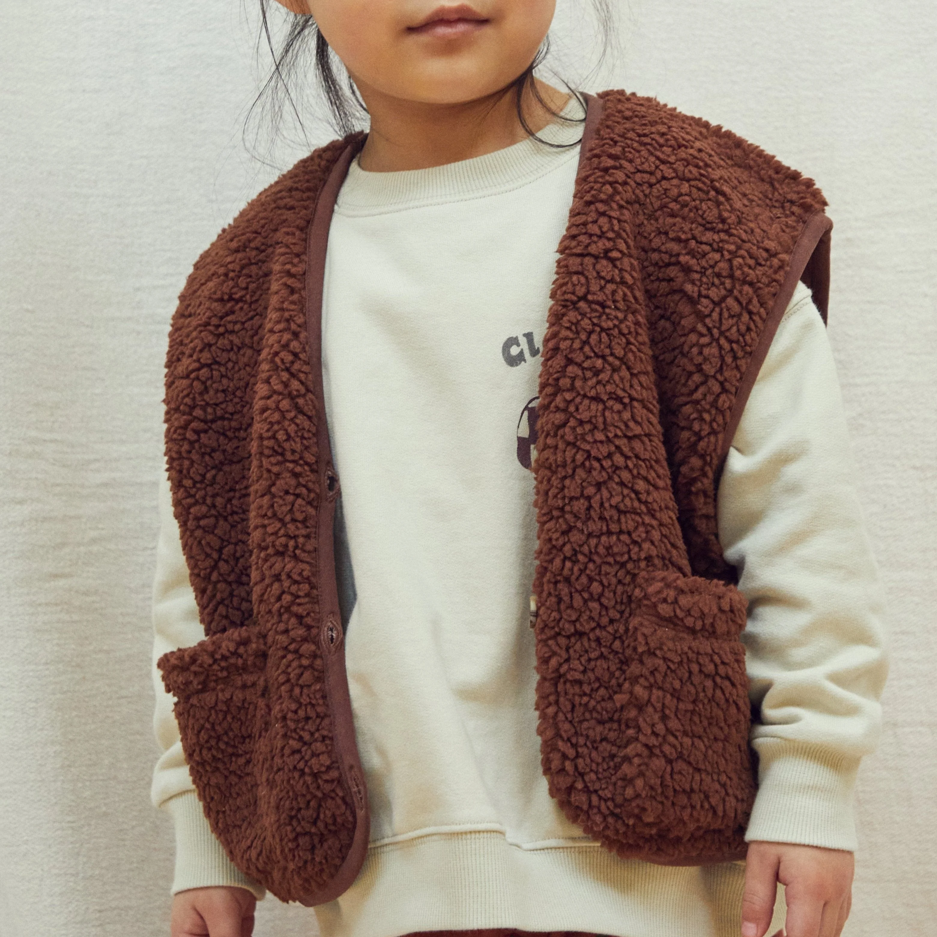 Alma Borg Teddy Gilet (Bark) - Image 5