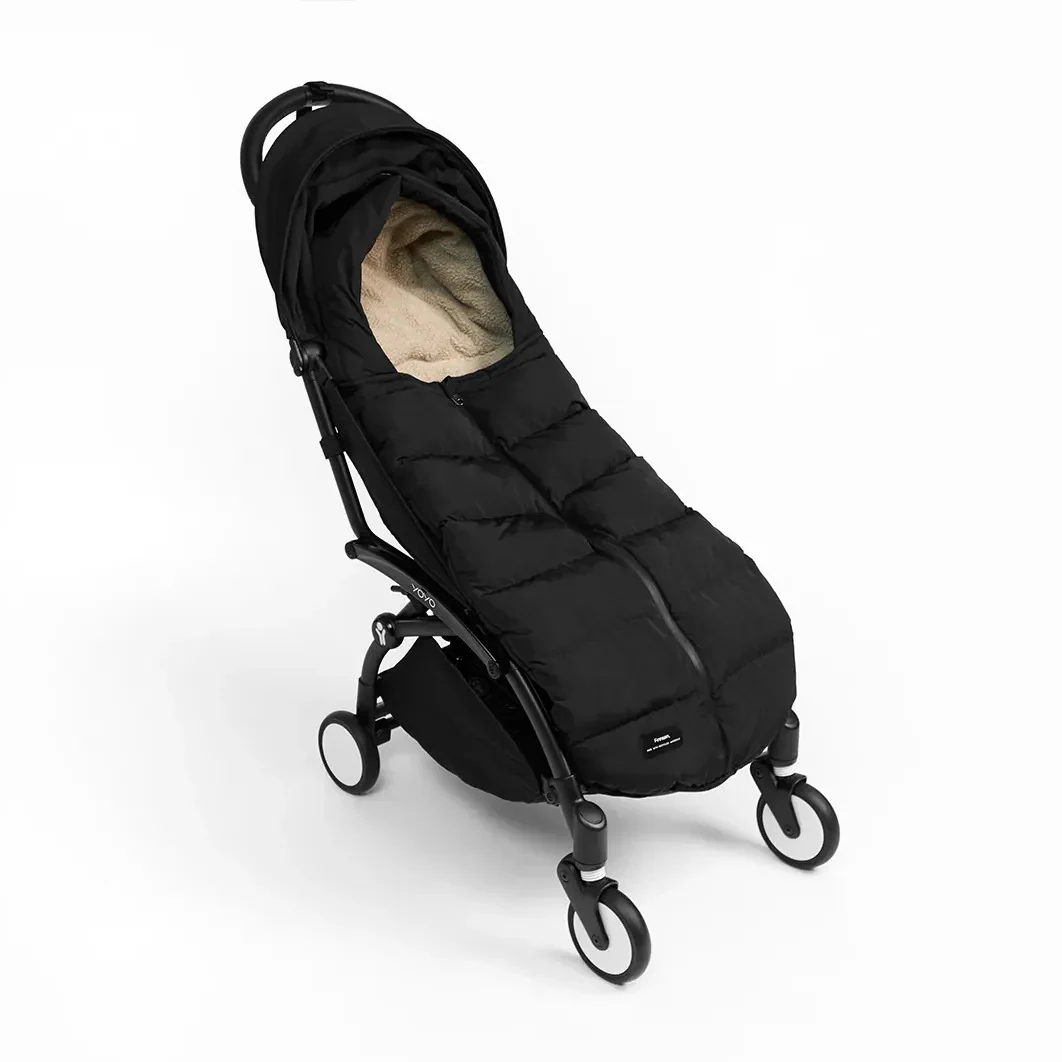 Alma Eco Universal Quilted Foot Muff (Black) - Image 4