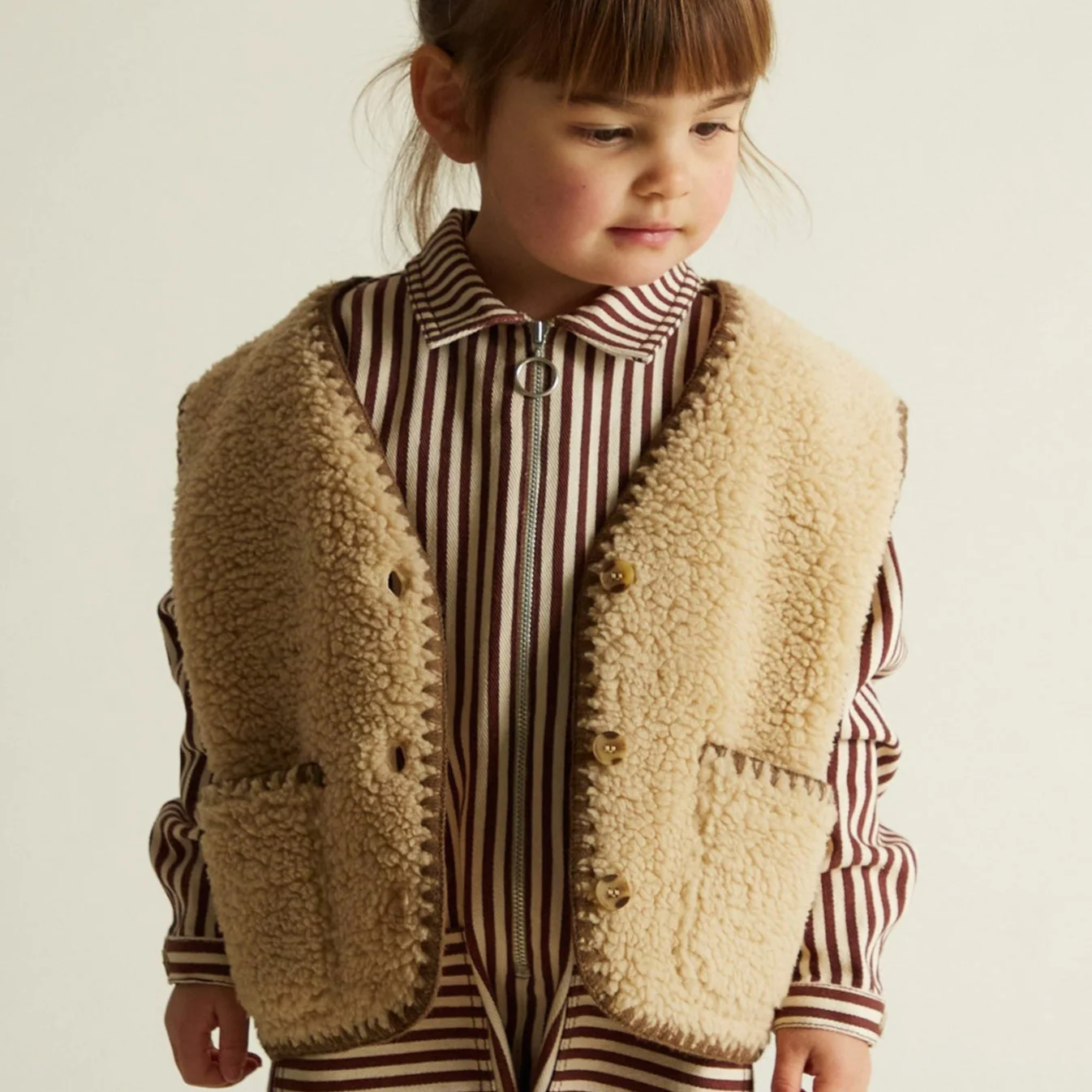 Amos Sand Folk Teddy Gilet