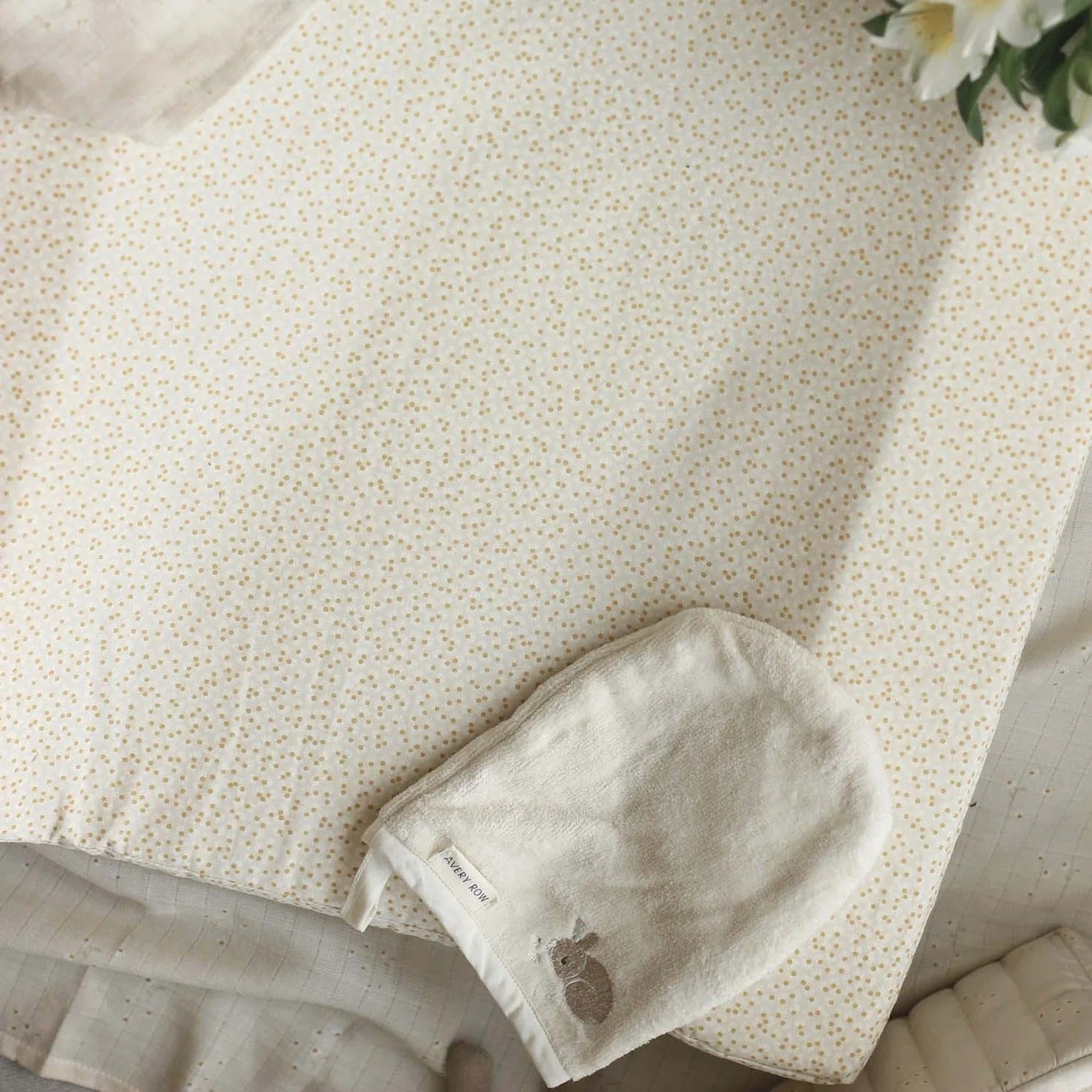 Baby Changing Mat (Daisy Meadow) - Image 4