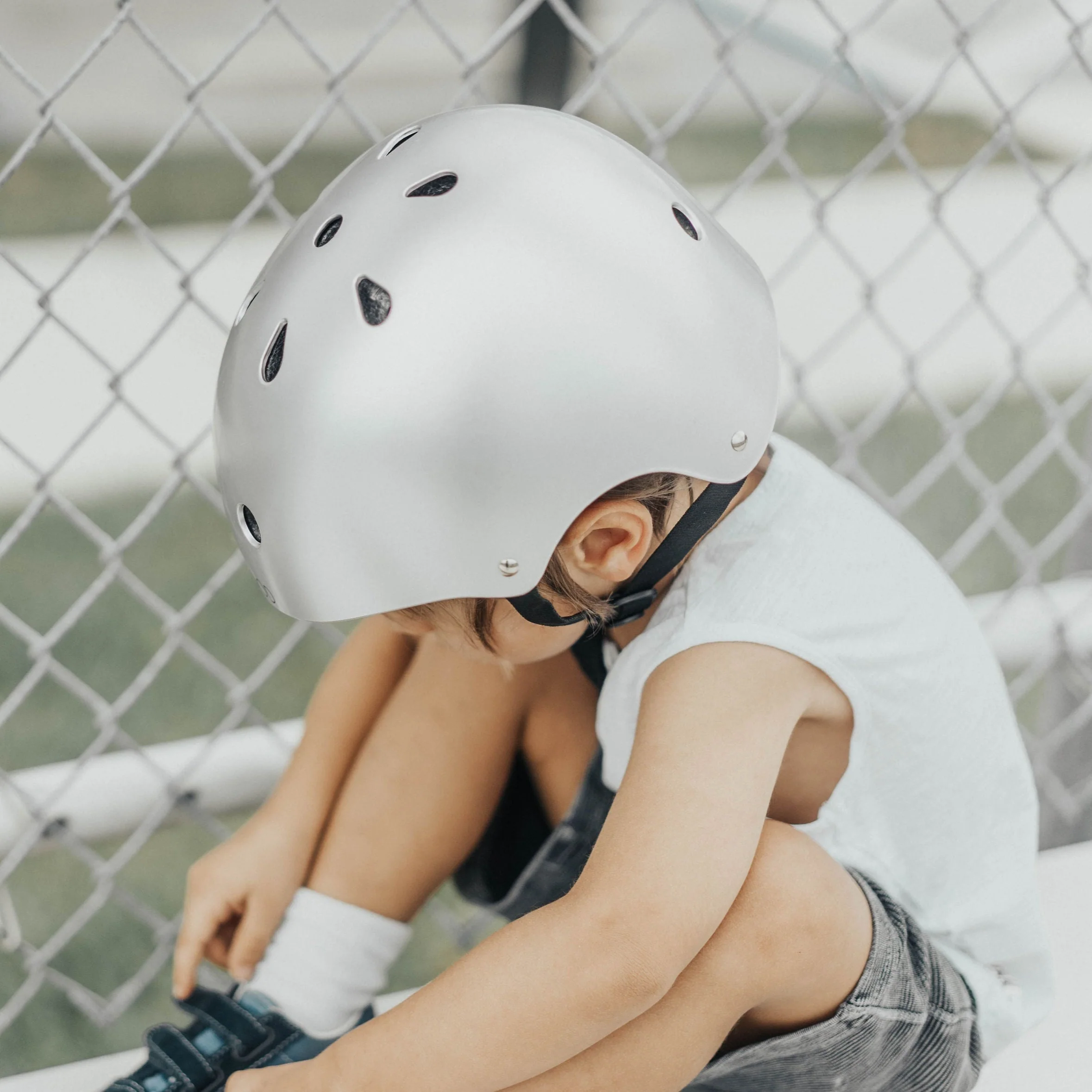 Banwood Classic Bike Helmet (Chrome) - Image 3
