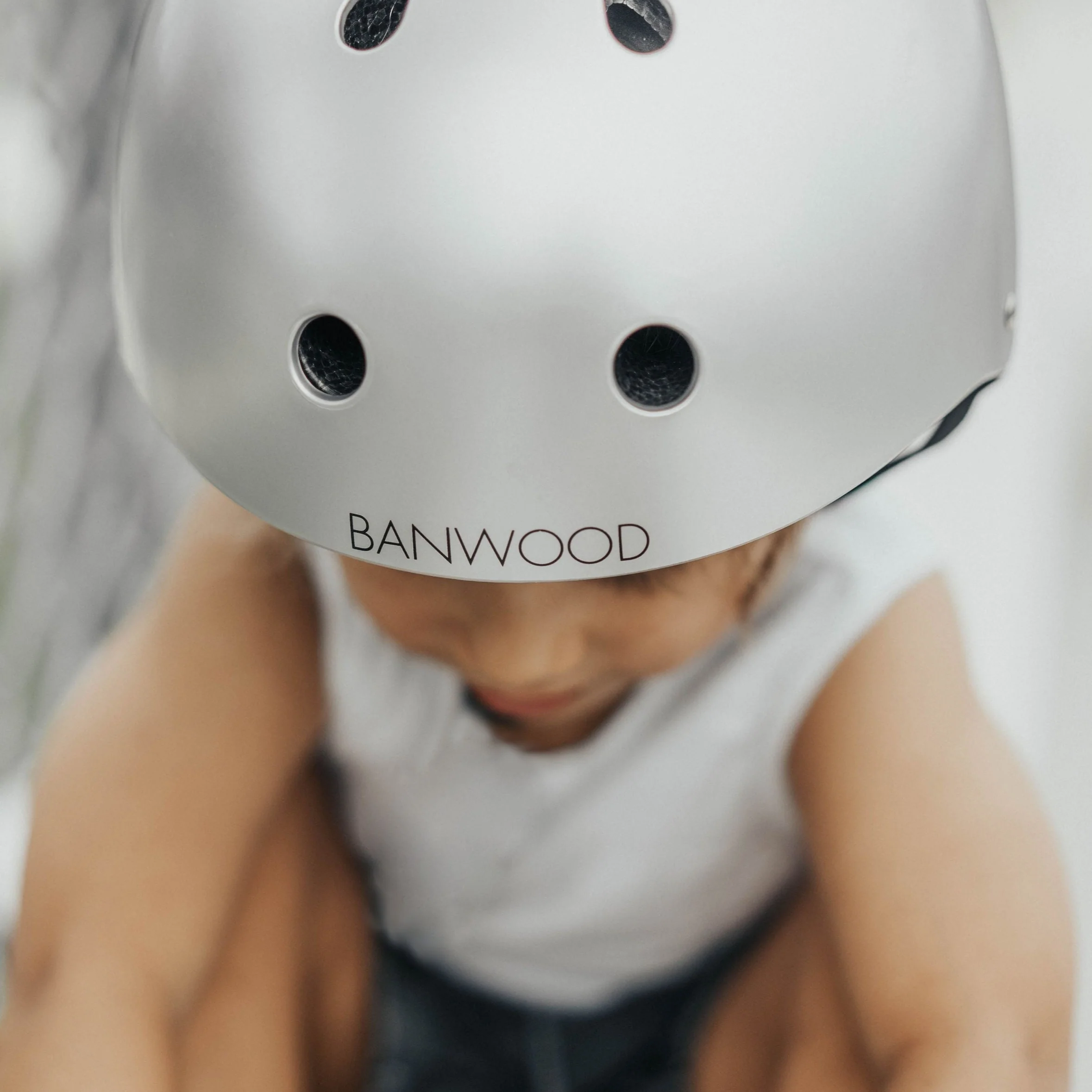 Banwood Classic Bike Helmet (Chrome) - Image 4