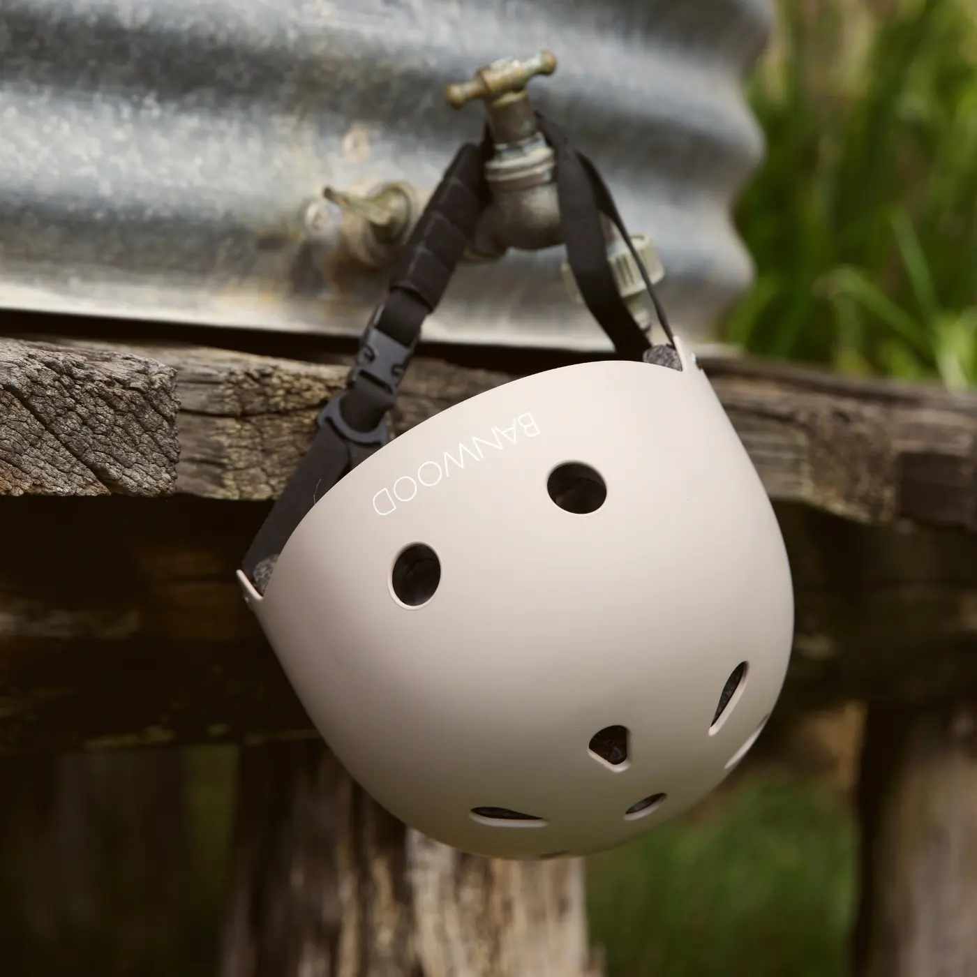 Banwood Classic Bike Helmet (Matte Beige) - Image 4