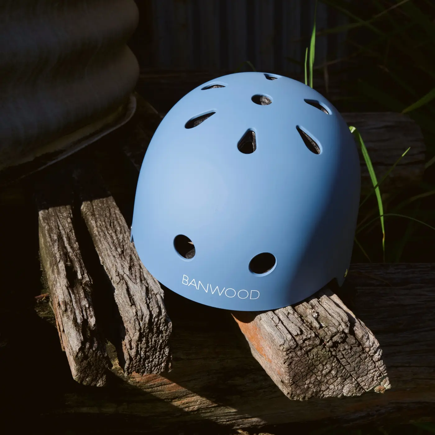 Banwood Classic Bike Helmet (Matte Blue)