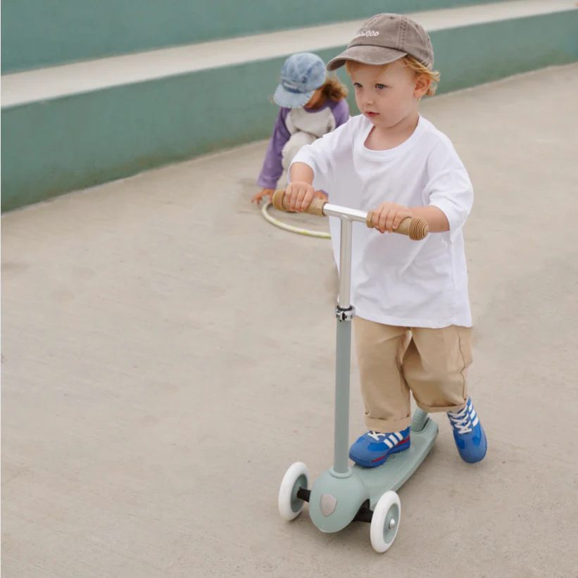 Banwood Eco Kids Scooter (Olive) - Image 2