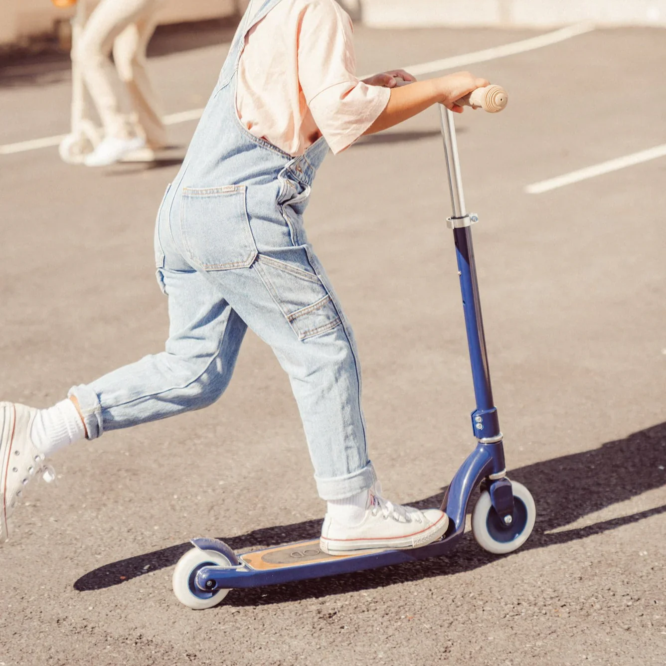 Banwood Kids Maxi Scooter with Basket (Navy)