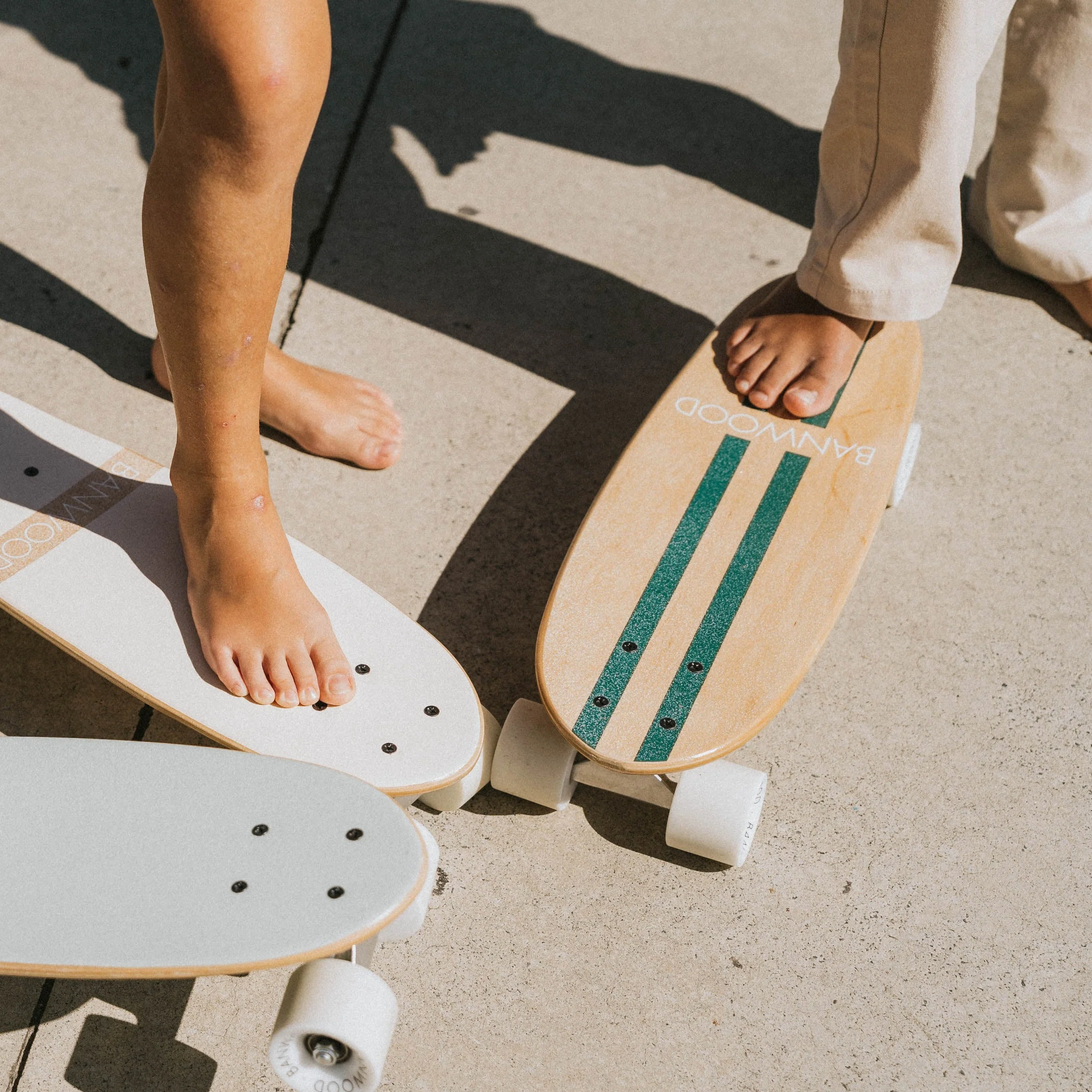 Banwood Kids Skateboard (Green) - Image 5