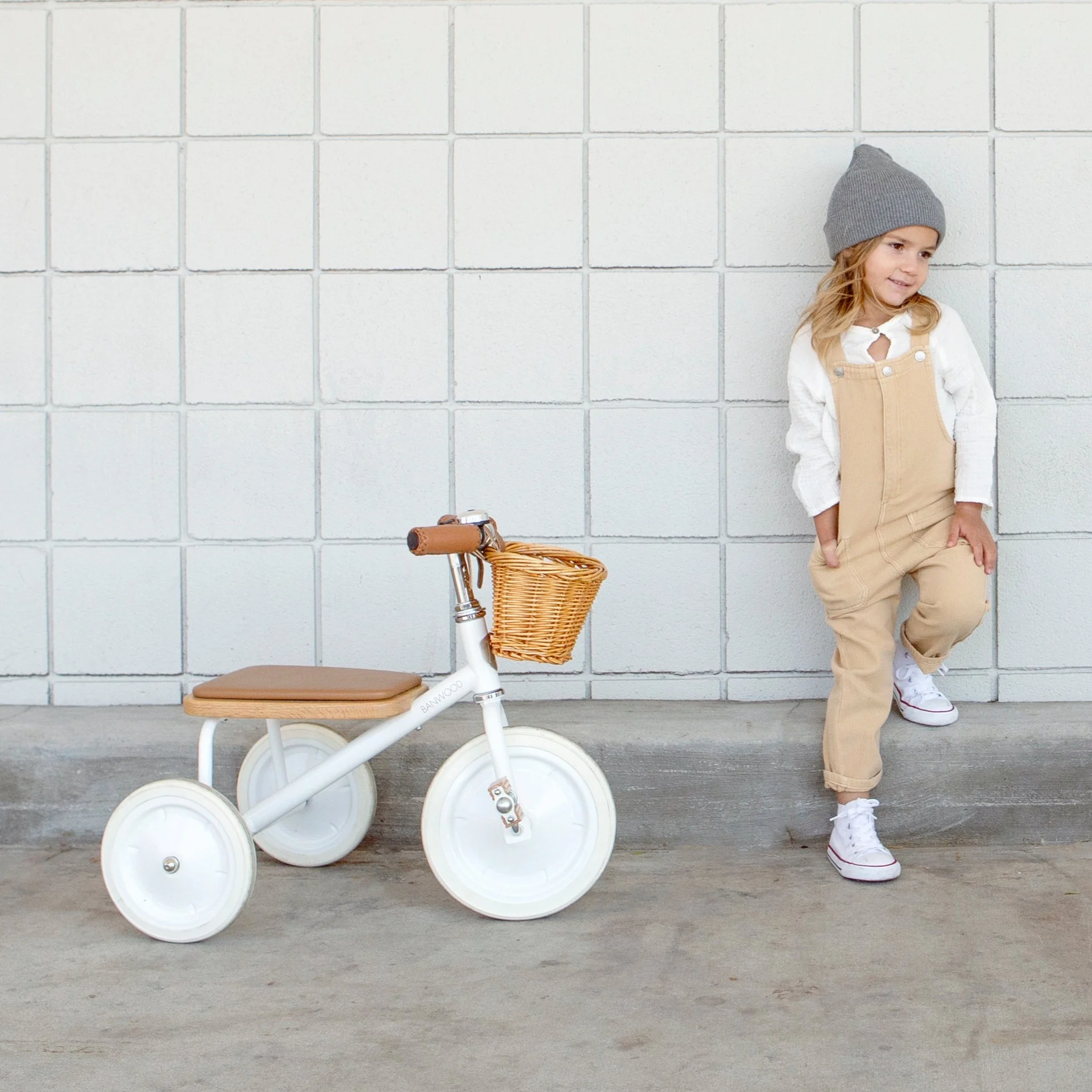 Banwood Vintage Trike (White) - Image 5