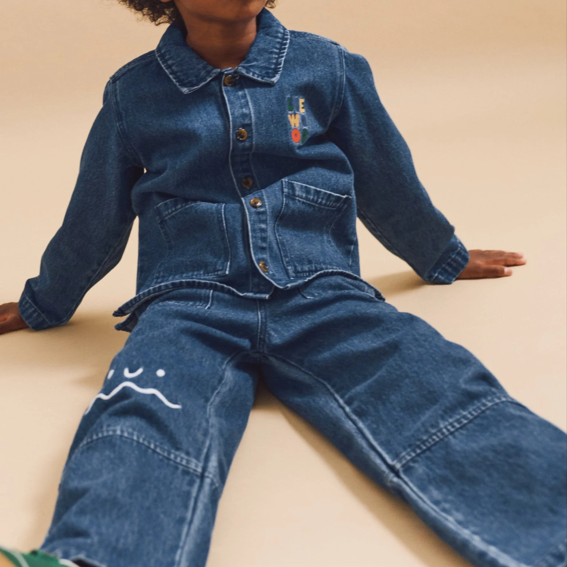 Cesar Wiggle Denim Pants (Medium Blue)