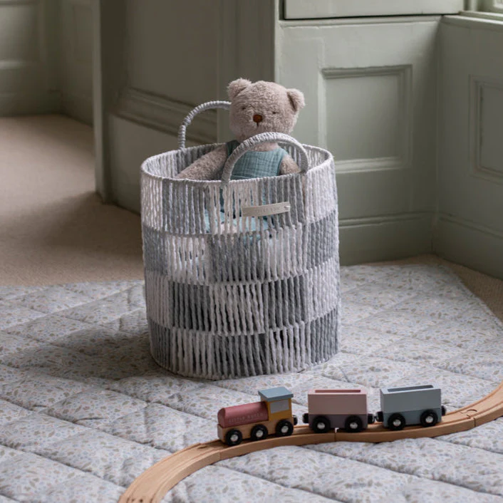 Checkerboard Medium Storage Basket (Powder Blue)