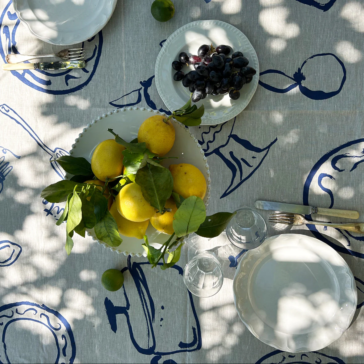 Ciao Bella Linen Tablecloth - Image 4