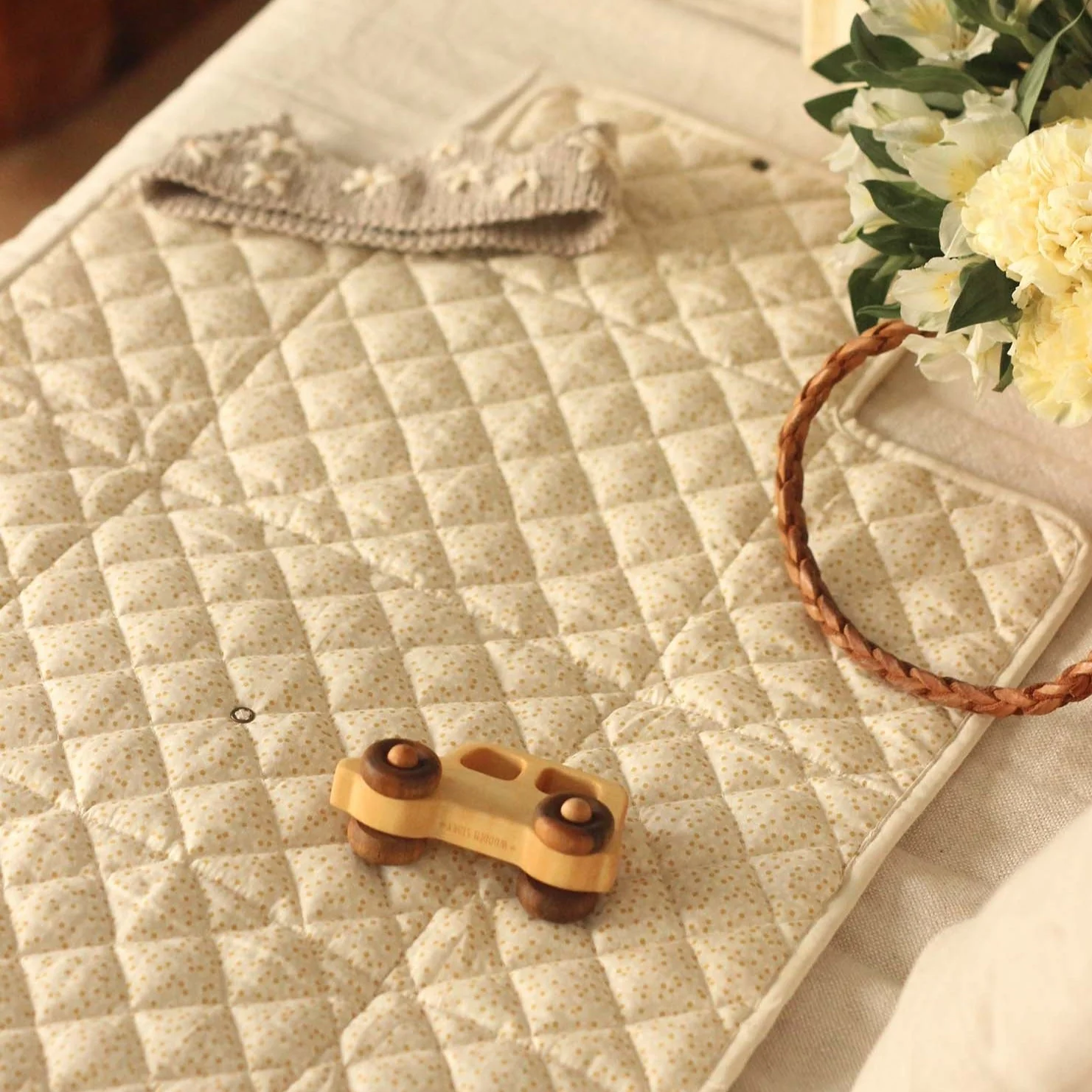 Cotton Travel Baby Changing Mat (Wild Chamomile) - Image 5