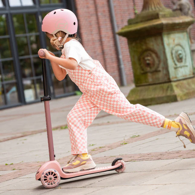Highway Kick 3S Steerable Foldable Scooter with LED Wheels (Rose) - Image 6