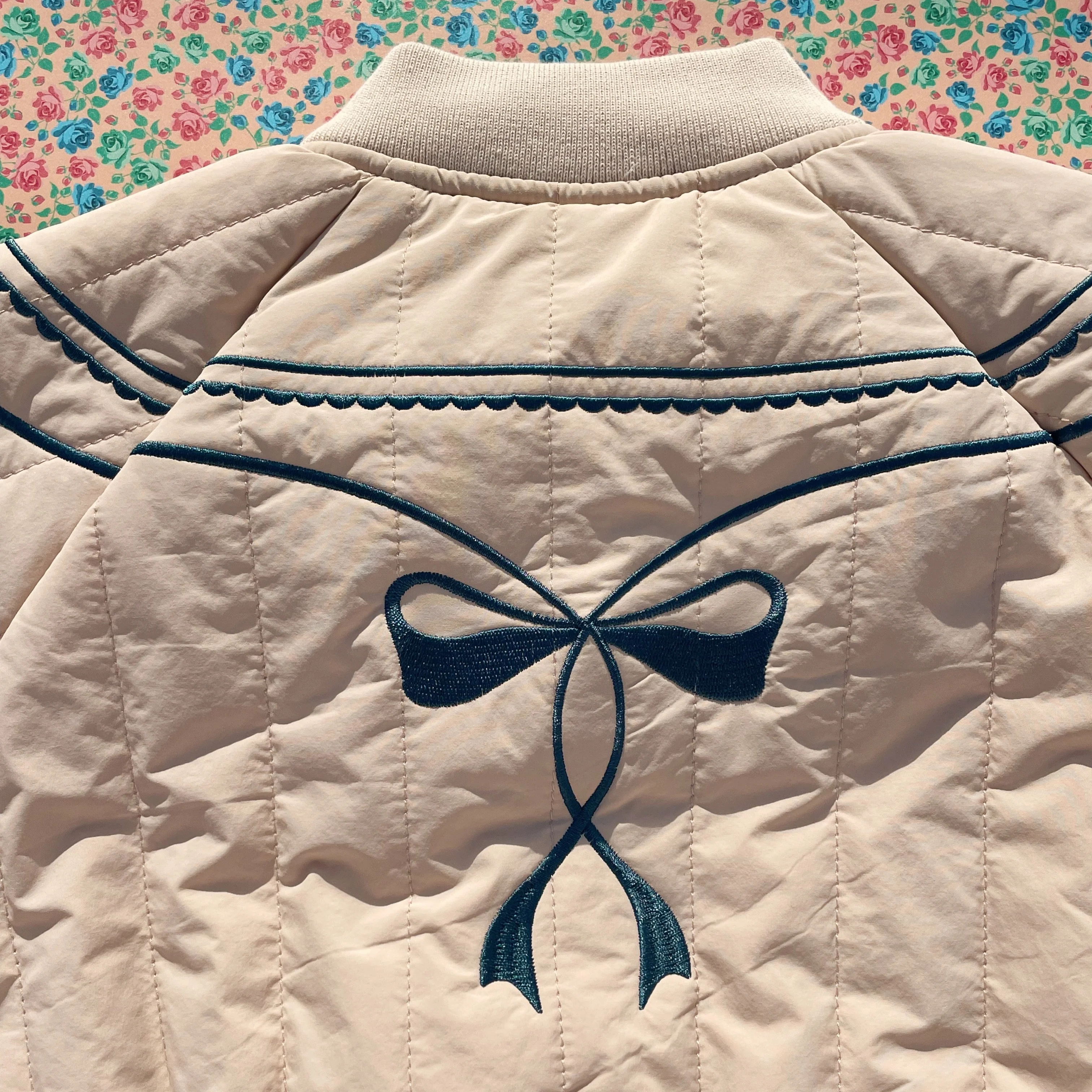 Juno Bow Print Quilted Bomber Jacket (Smoke Gray) - Image 6