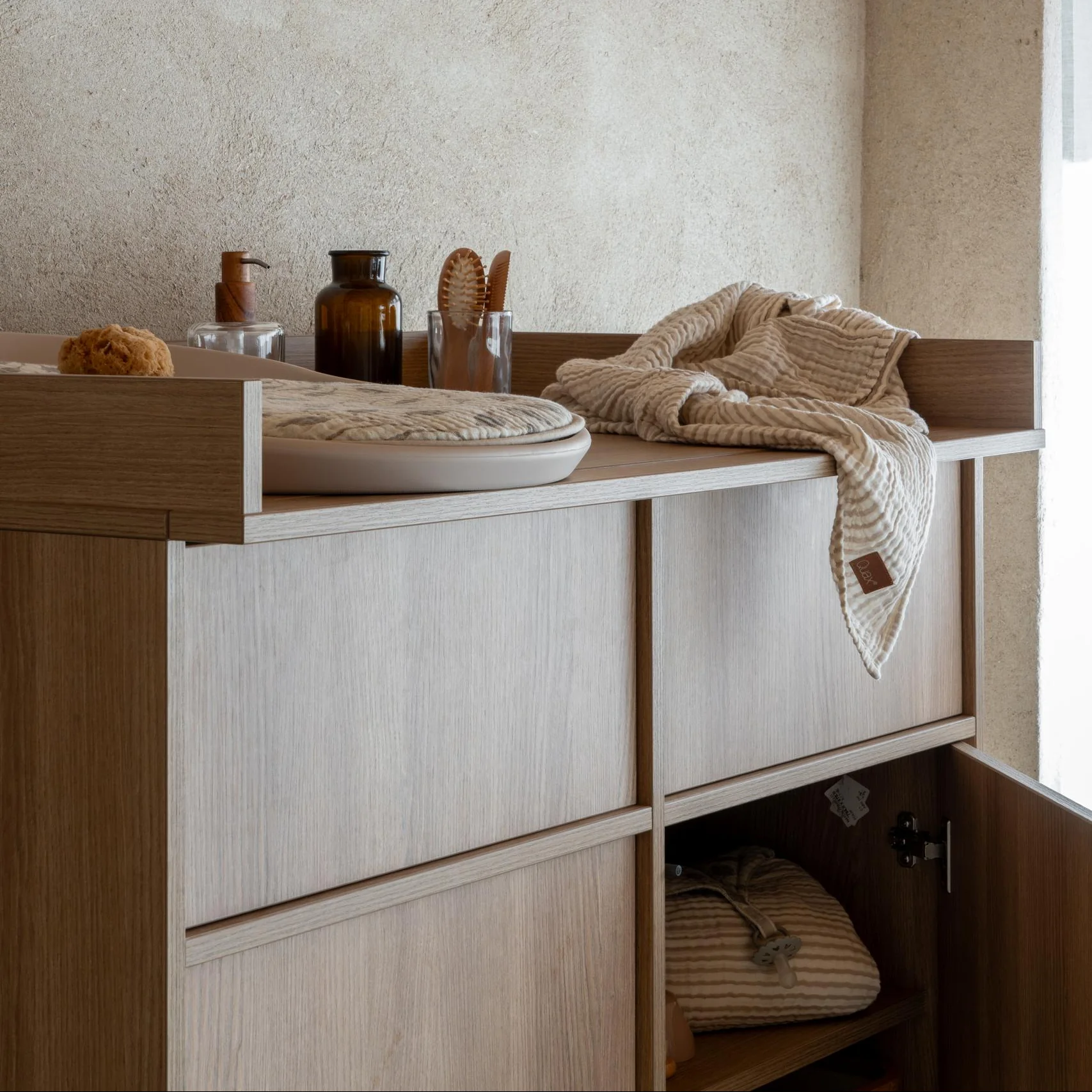 Kyo Chest of Drawer XL Changing Table Extension (Honey Ash) - Image 3