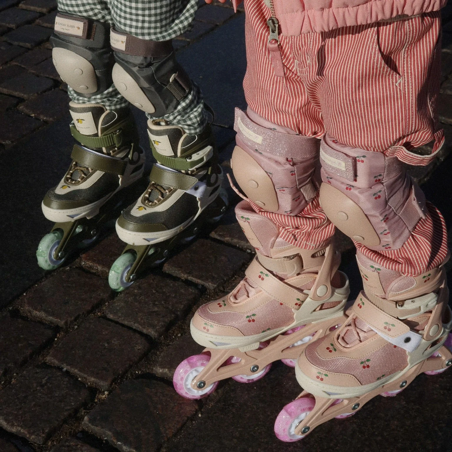 Cherry Print Light Up Adjustable Roller-skates - Image 4