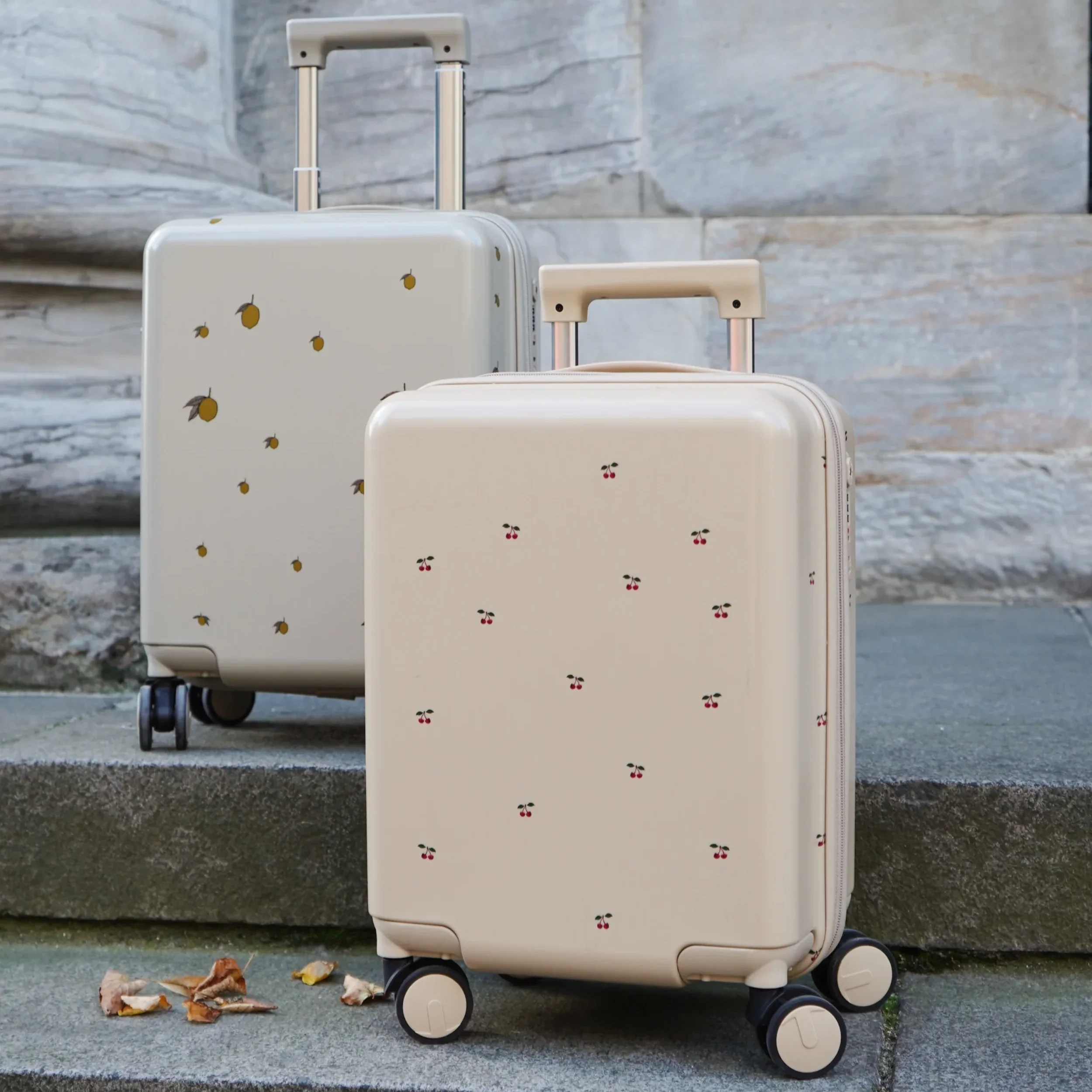 Lemon Print Travel Suitcase - Image 5