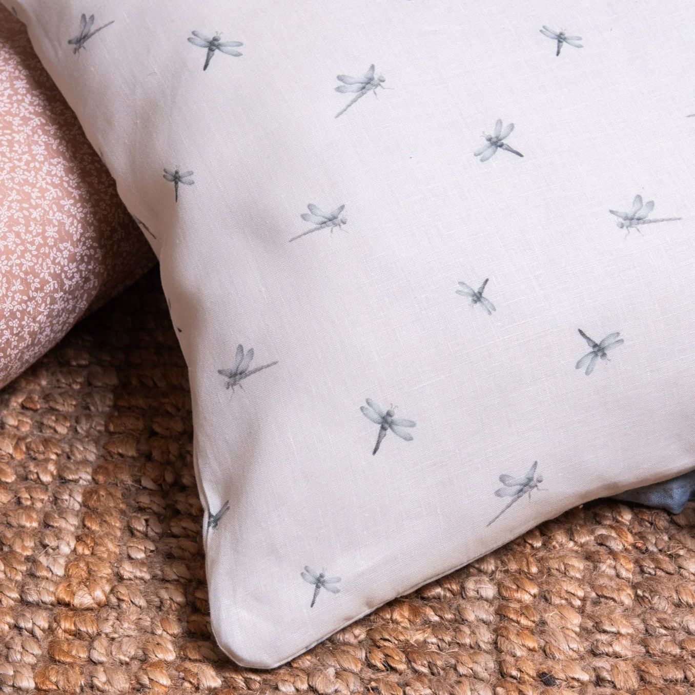 Waterside Print Linen Cushion - Image 4