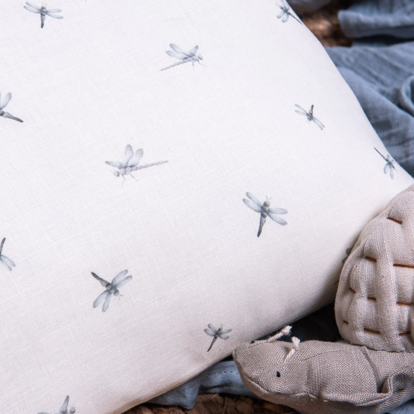 Waterside Print Linen Cushion - Image 5