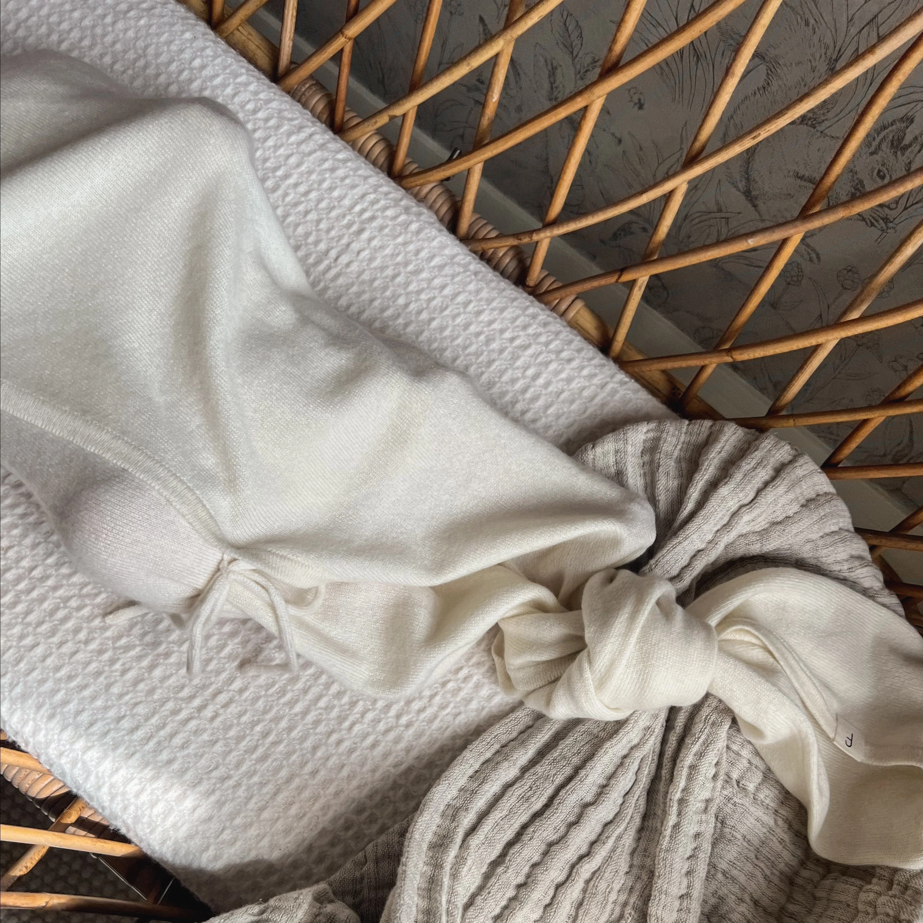 Maxim Premium Cashmere Baby Swaddle (Ivory) - Image 3