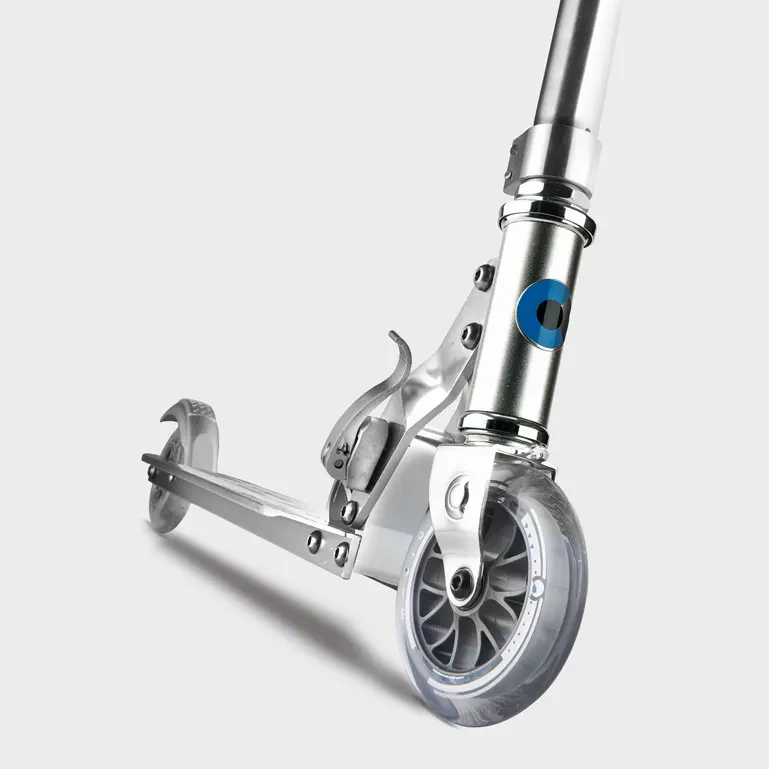 Micro Classic Sprite Foldable Scooter (Silver) - Image 4