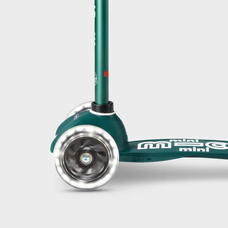 Mini Micro Deluxe ECO Scooter with 3 LED Wheels (Green) - Image 4