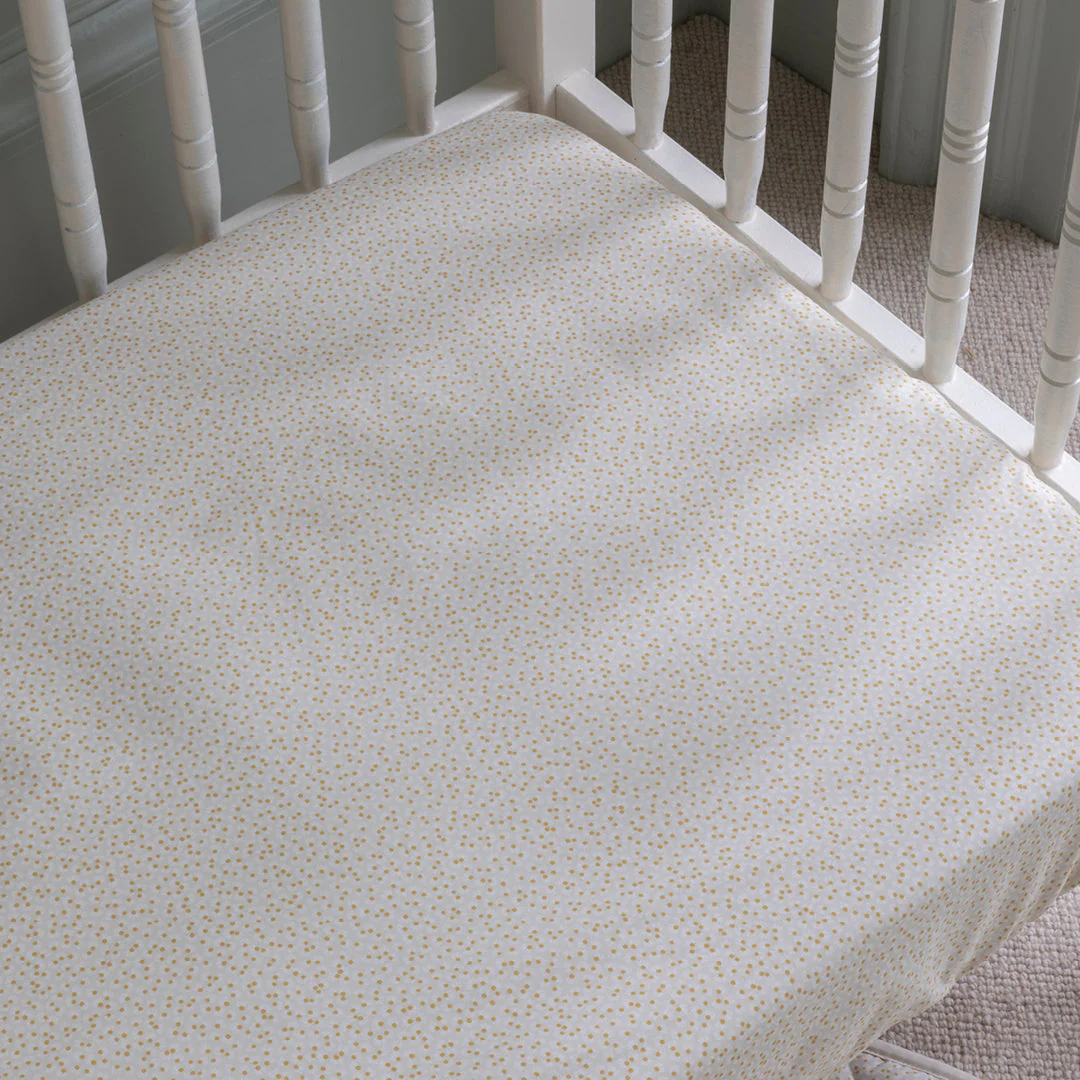 Organic Cotbed Fitted Sheet (Daisy Meadow)