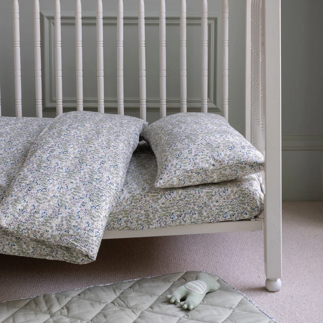 Organic Cotton Cotbed Bedding Set (Riverbank) - Image 2