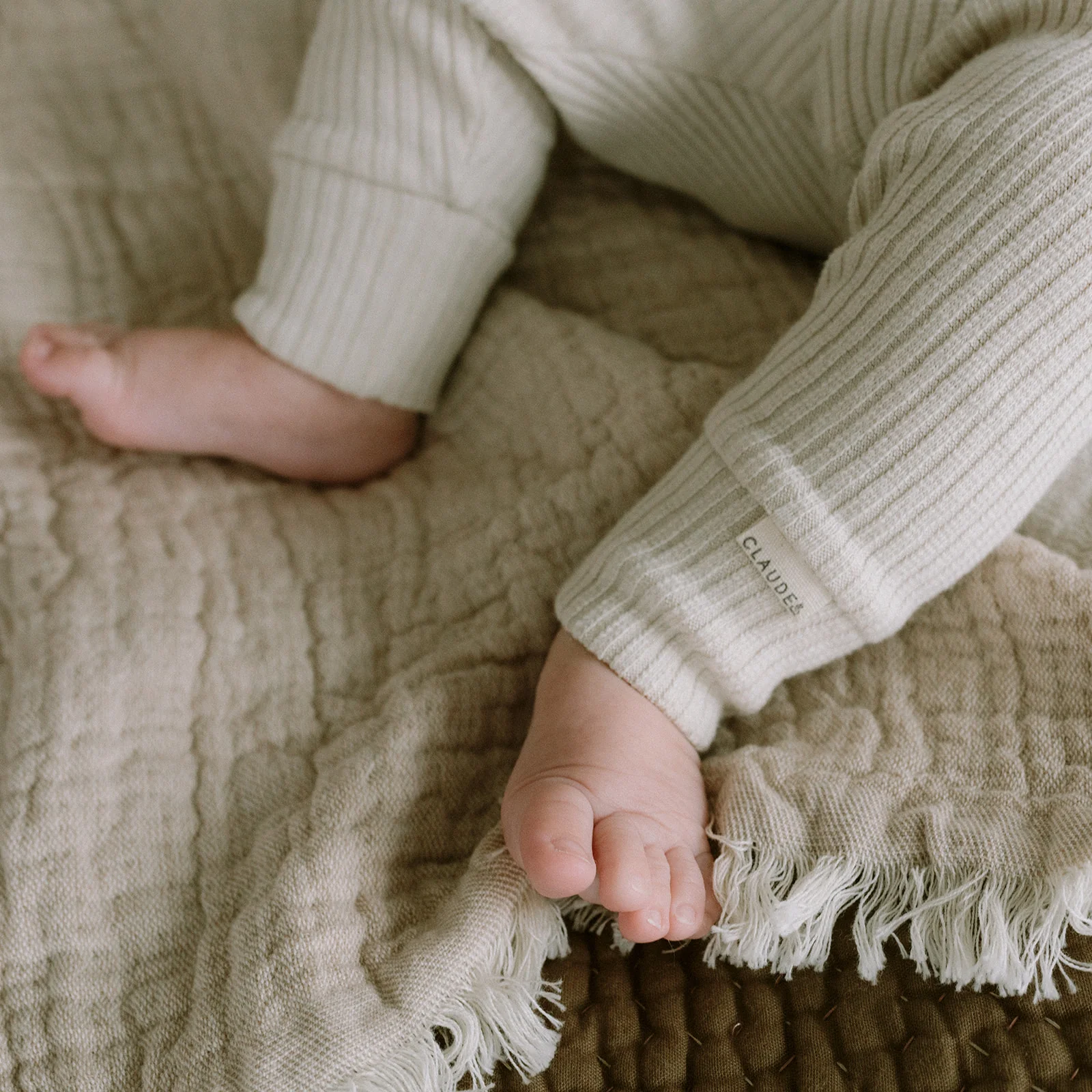 Organic Cotton Ribbed Baby Leggings (Oat) - Image 4