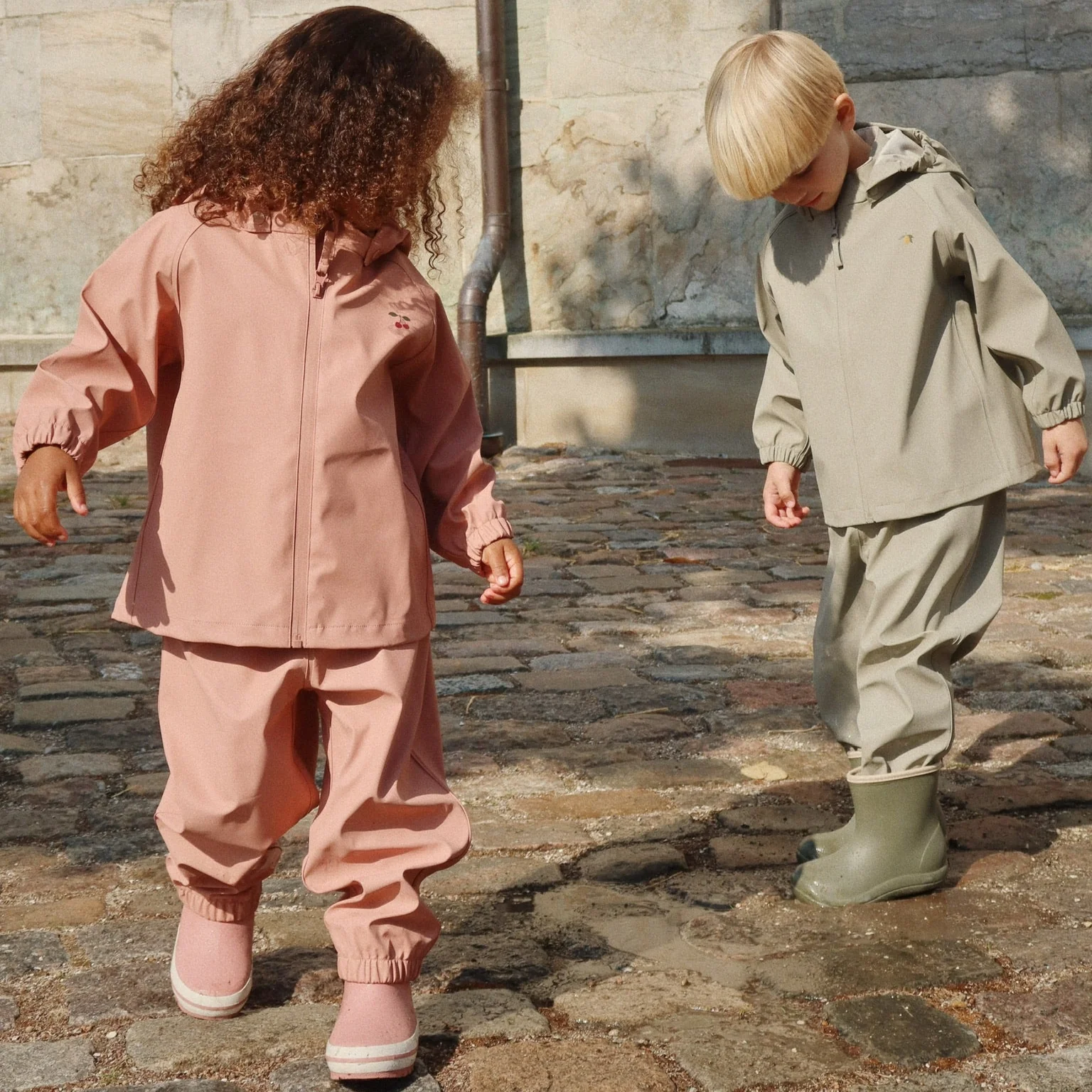 Plainy Rain Lemon Outdoor Jacket and Trouser Set (Laurel Oak) - Image 3