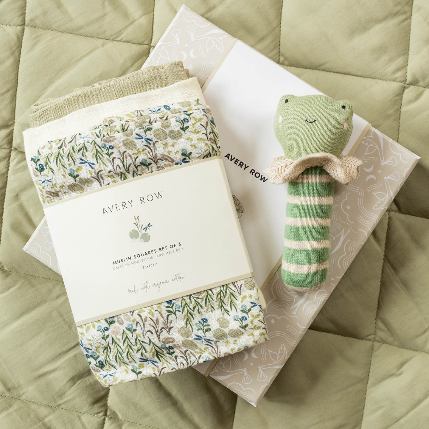 Rattle & Organic Cotton Muslin New Baby Gift Set (Riverbank) - Image 3
