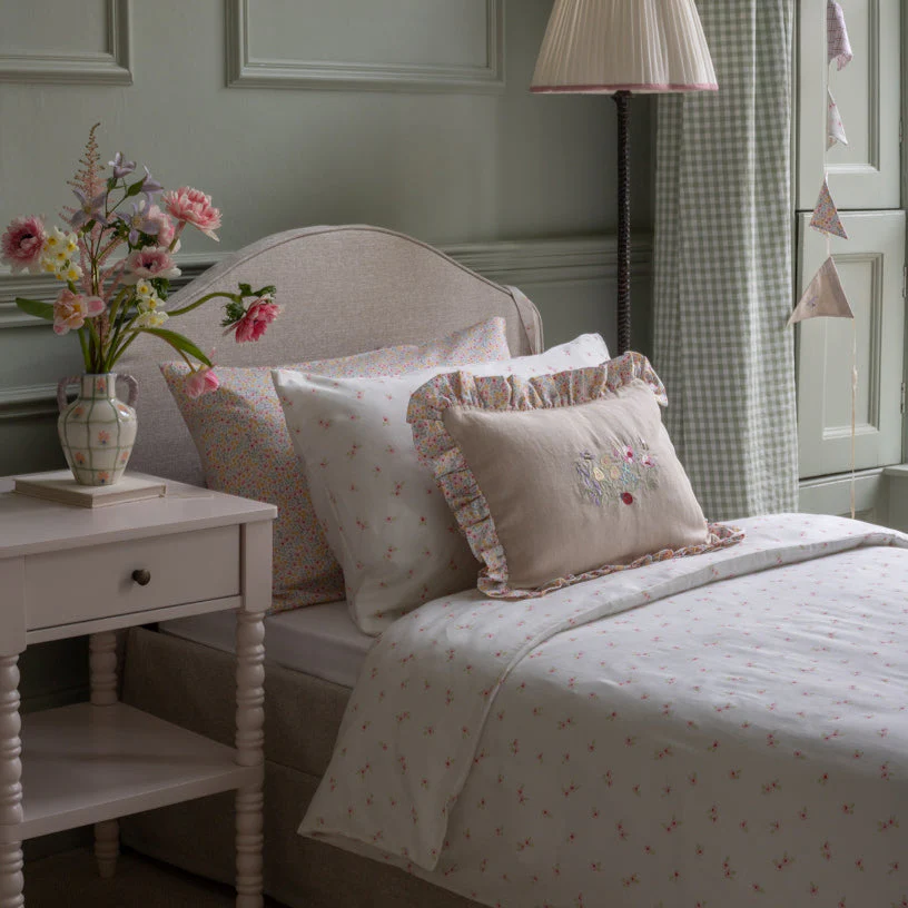 Rectangle Linen Embroidered Frill Cushion (Wildflower Garden) - Image 9
