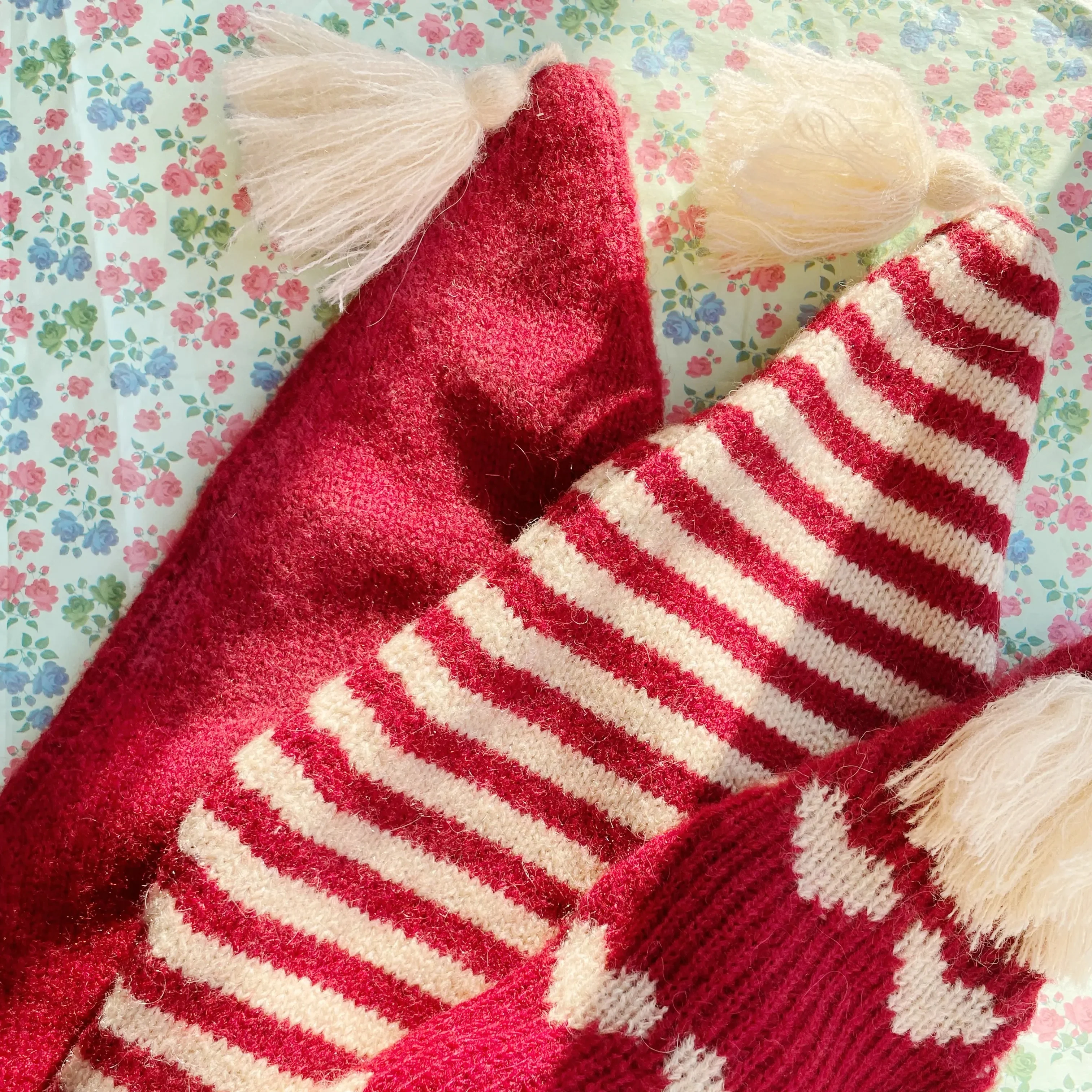 Red Knitted Christmas Hat - Image 2