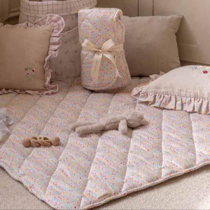 Quilted Stay & Play Mat (Wildflower Garden)