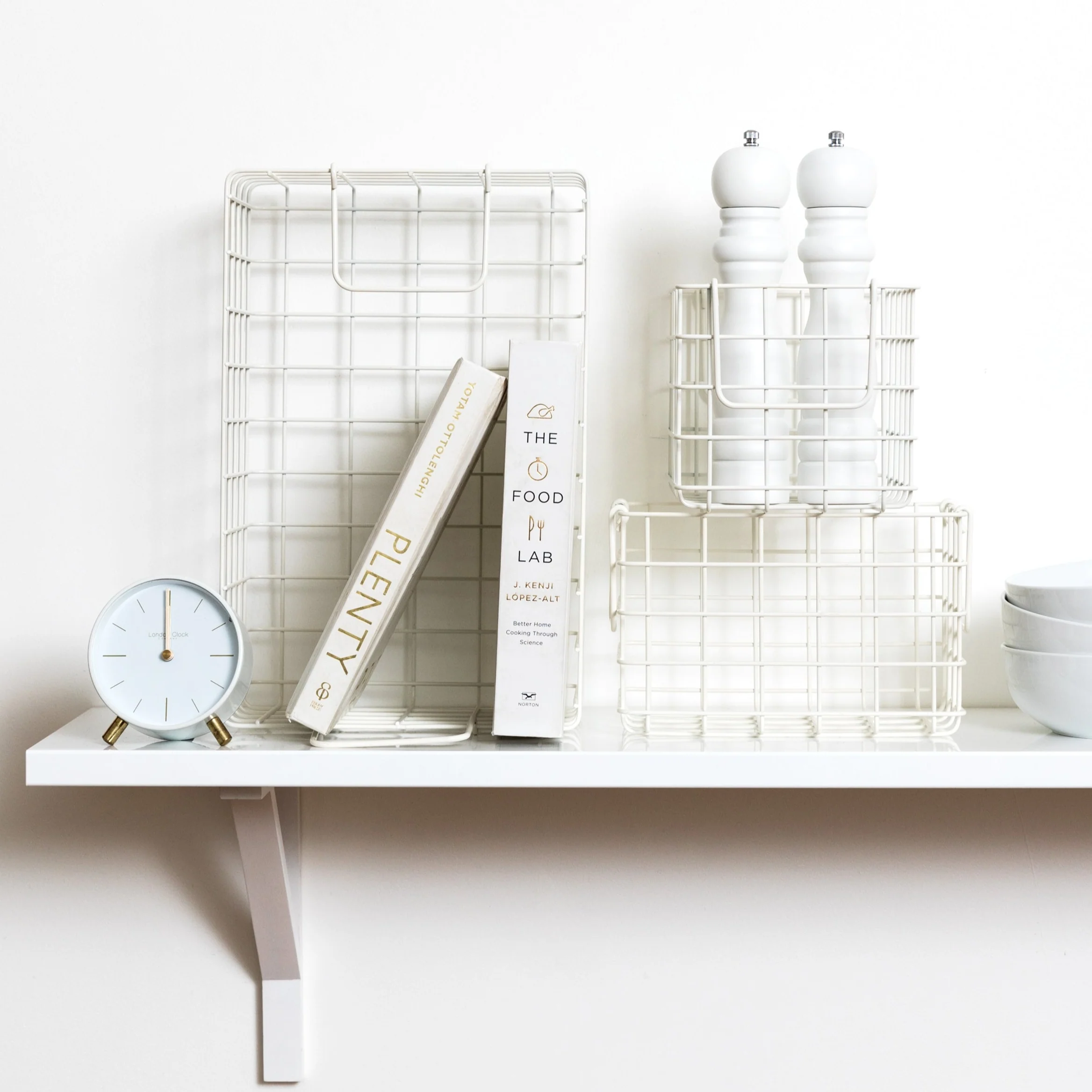 Coated Steel Wire Storage Baskets (Chalk) - Image 4
