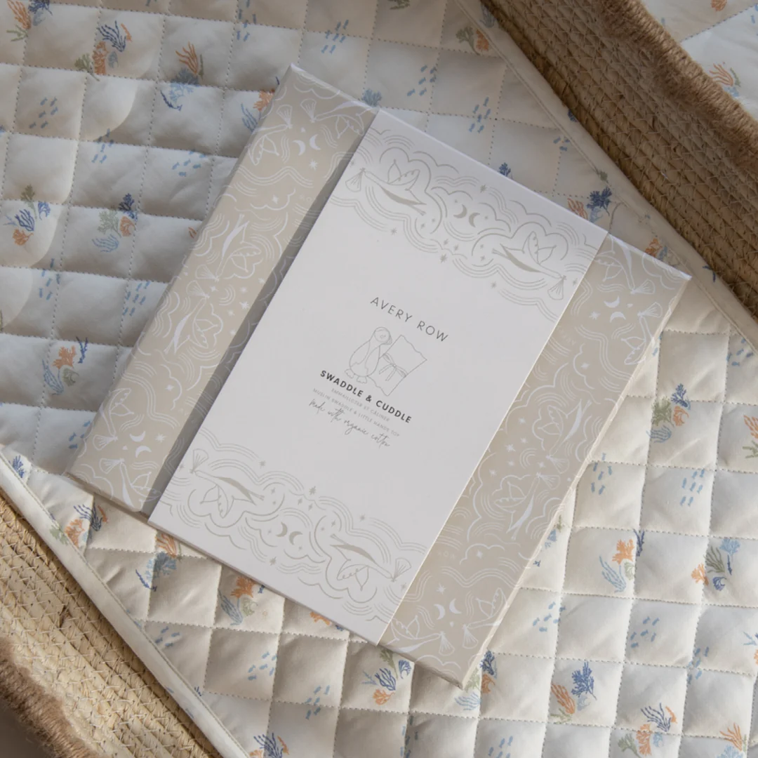 Swaddle & Cuddle Puffin New Baby Gift Set (Coastline) - Image 4