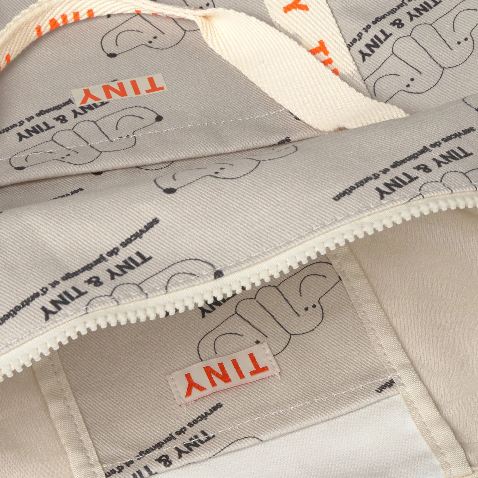 Tiny & Tiny Dog Print Duffle Bag (Dark Vanilla) - Image 3