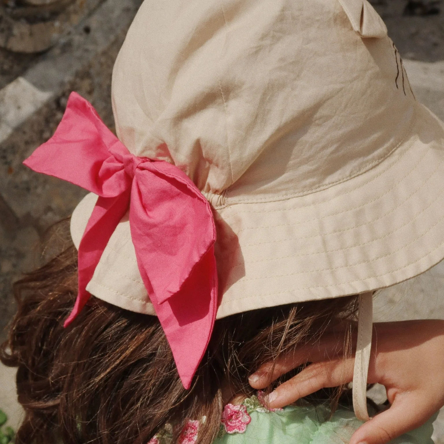 Verbena Bow Kitty Cotton Sunhat with Ties (Creme Brulee) - Image 6